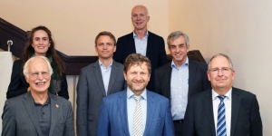 v.r.n.l. MR Dipl.-Ing. Lutz Mandel, Prof. Dr.-Ing. Uwe Willberg, Dipl.-Ing. Olaf Reibetanz, Dipl.-Ing. Klemens Anwander, Dr.-Ing. Hans Grassl, Frau Dipl.-Ing. Tabea Neumann-Schwarzkopf, Prof. Dipl.-Ing. Werner Pfisterer, nicht im Bild Dr-Ing Herbert Duda