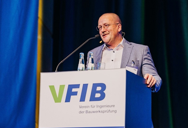 Eröffnungsvortrag wurde von MR Prof. Dr.-Ing. Gero Marzahn, Referatsleiter im Bundesverkehrsministerium